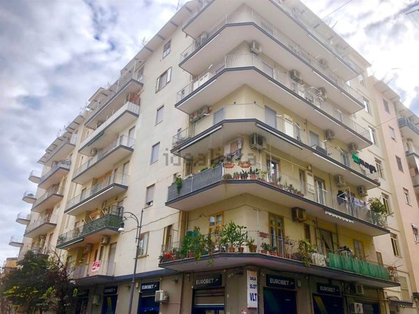 appartamento in vendita a Salerno in zona Pastena