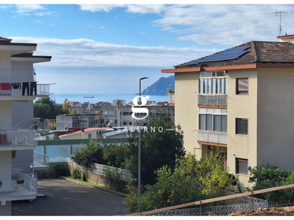 appartamento in vendita a Salerno in zona Torrione