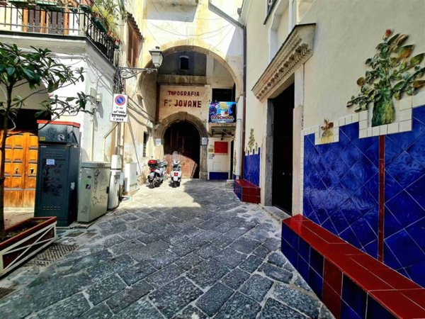 appartamento in vendita a Salerno in zona Centro Città