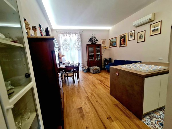 appartamento in vendita a Salerno in zona Centro Città