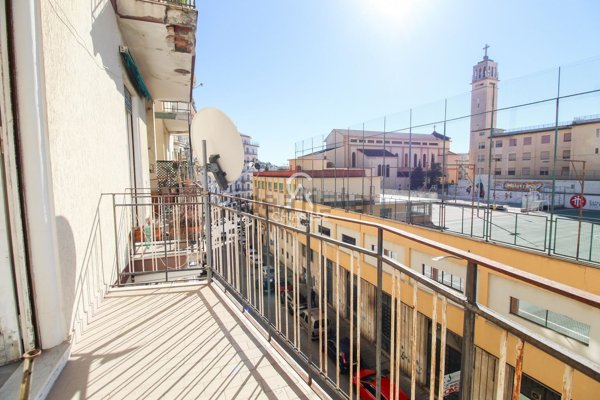 appartamento in vendita a Salerno in zona Centro Città