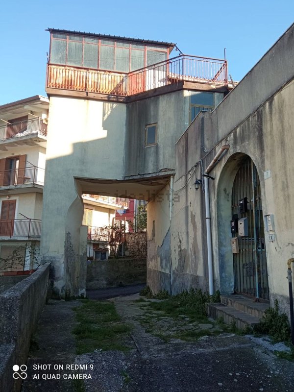 appartamento in vendita a Salerno in zona Ogliara