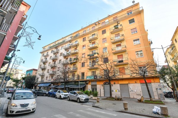appartamento in vendita a Salerno in zona Torrione