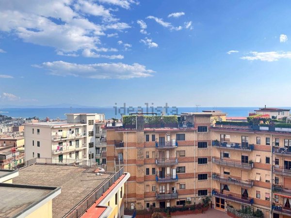 appartamento in vendita a Salerno in zona Centro Città