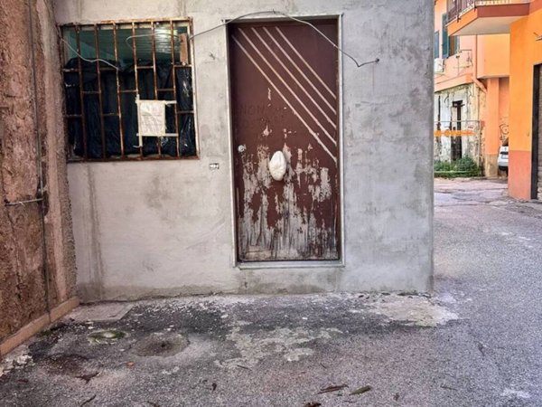 appartamento in vendita a Salerno in zona Pastena