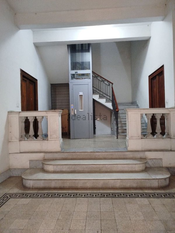 appartamento in vendita a Salerno in zona Centro Città