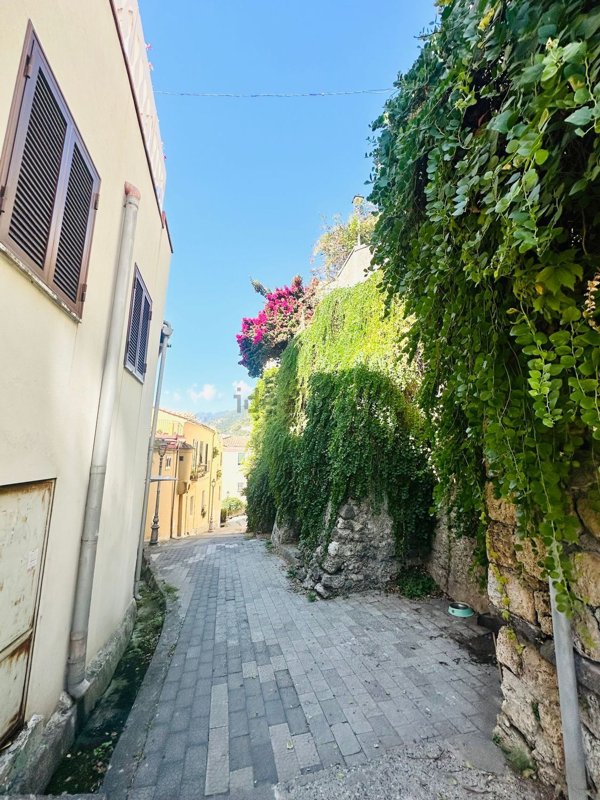 appartamento in vendita a Salerno