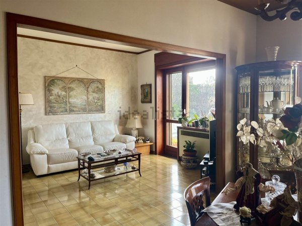 appartamento in vendita a Salerno in zona Calcedonia