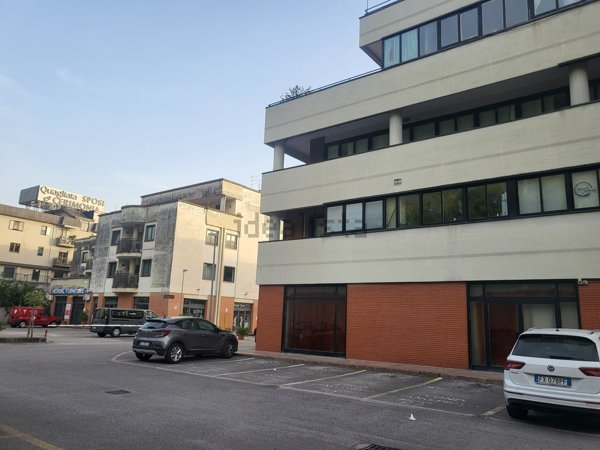 appartamento in vendita a Salerno in zona Mariconda