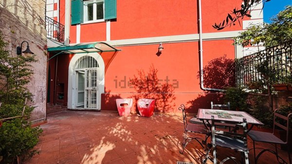 appartamento in vendita a Salerno in zona Centro Città