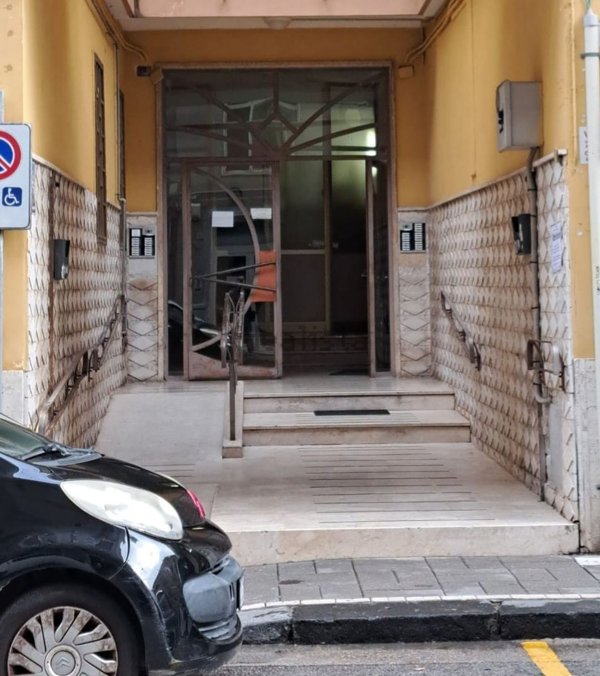 appartamento in vendita a Salerno in zona Pastena
