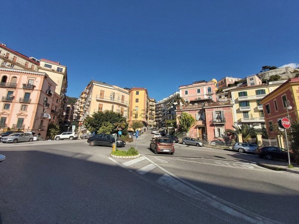 appartamento in vendita a Salerno in zona Centro Città