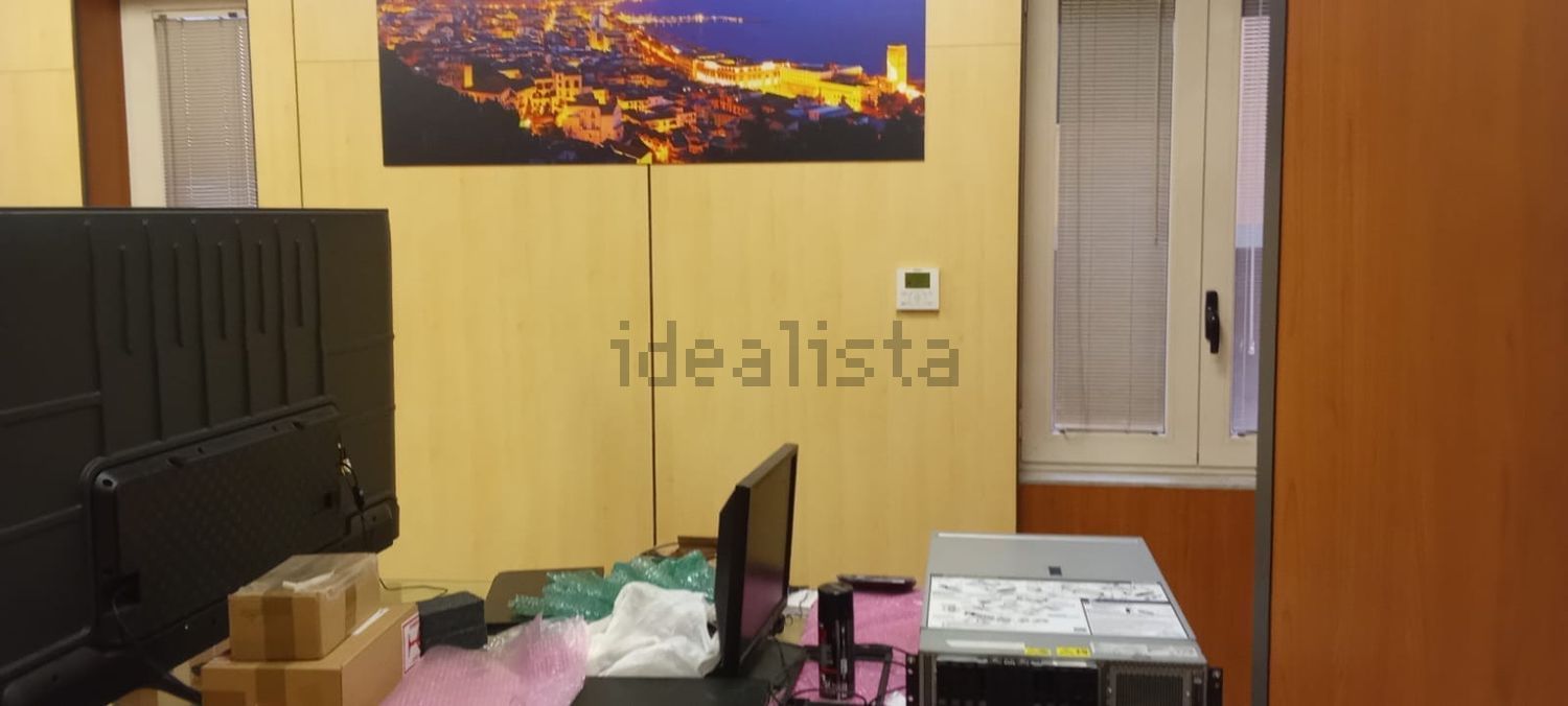 ufficio in vendita a Salerno in zona Irno