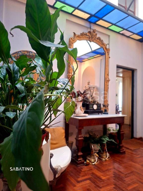 appartamento in vendita a Salerno in zona Centro Città