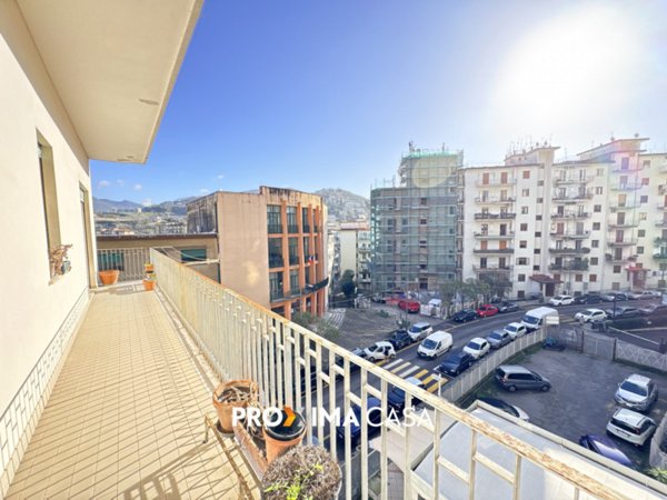 appartamento in vendita a Salerno in zona Centro Città