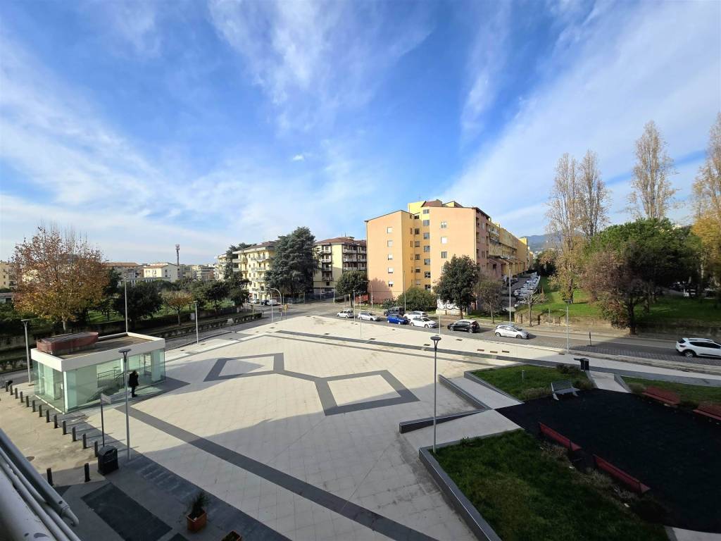 appartamento in vendita a Salerno in zona Mercatello