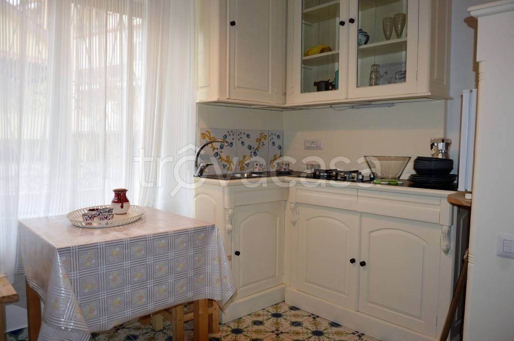 appartamento in vendita a Salerno in zona Torrione