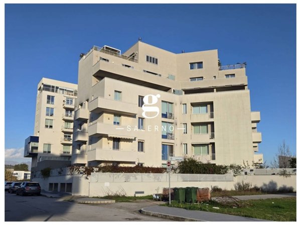 appartamento in vendita a Salerno in zona San Leonardo