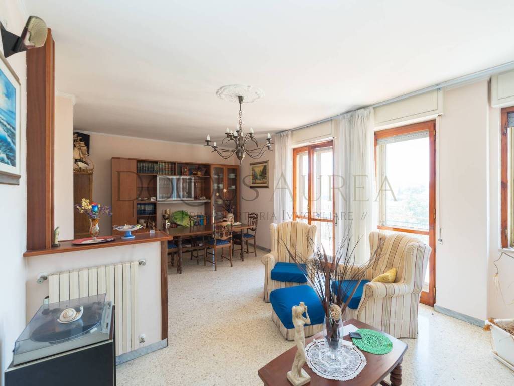 appartamento in vendita a Salerno in zona Ogliara