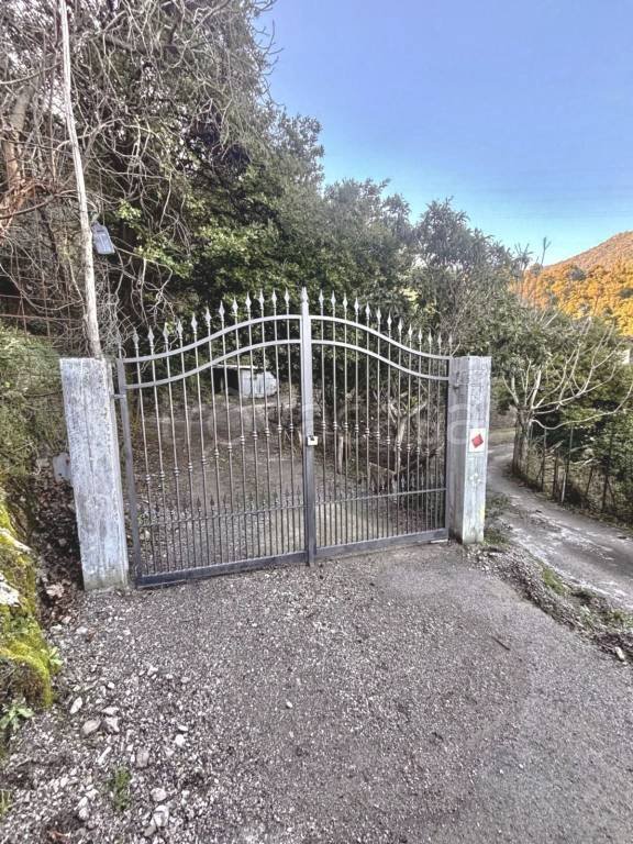 casa indipendente in vendita a Salerno