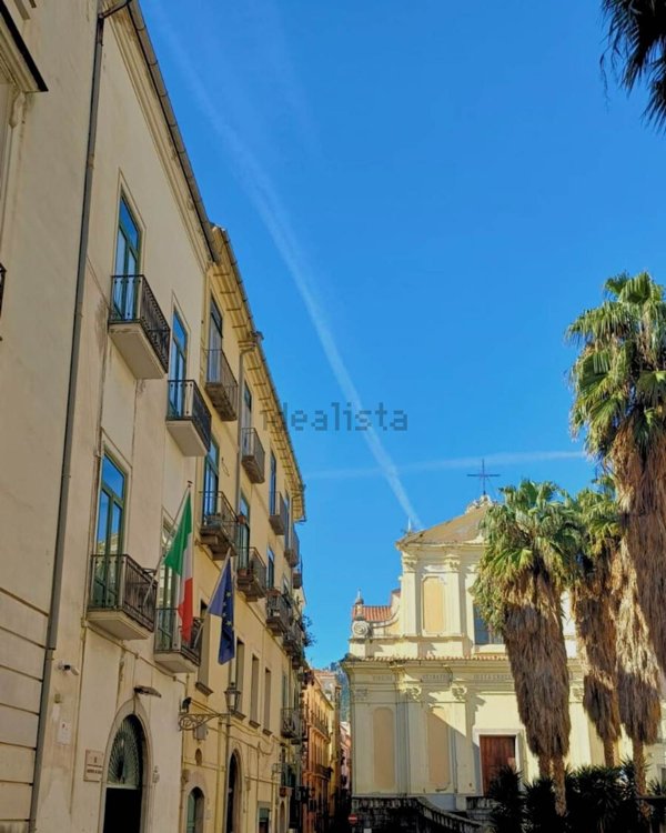 appartamento in vendita a Salerno in zona Centro Città