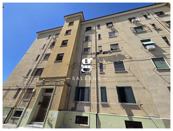 appartamento in vendita a Salerno