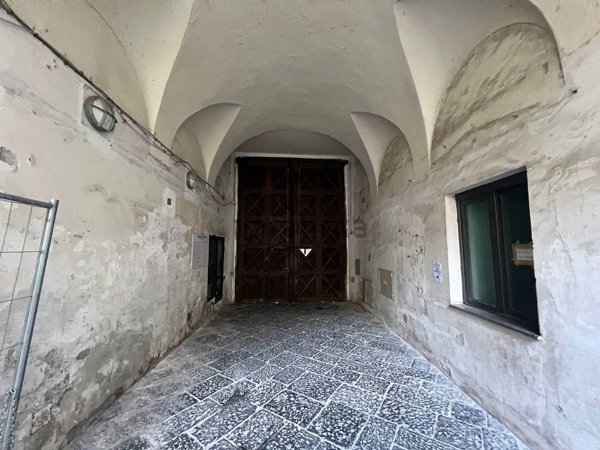 appartamento in vendita a Salerno in zona Centro Città