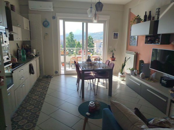 appartamento in vendita a Salerno in zona Mercatello