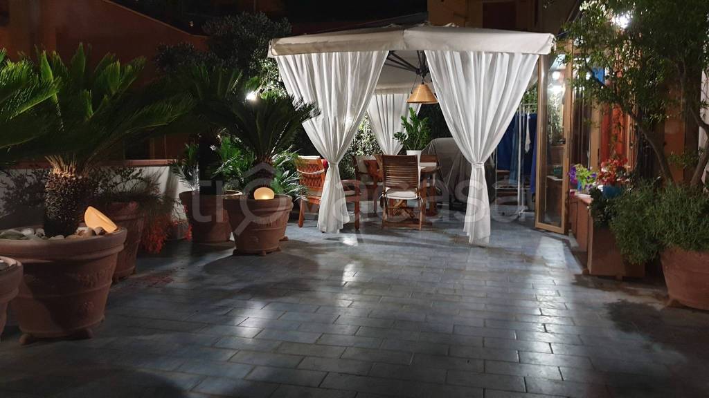 appartamento in vendita a Salerno in zona Irno