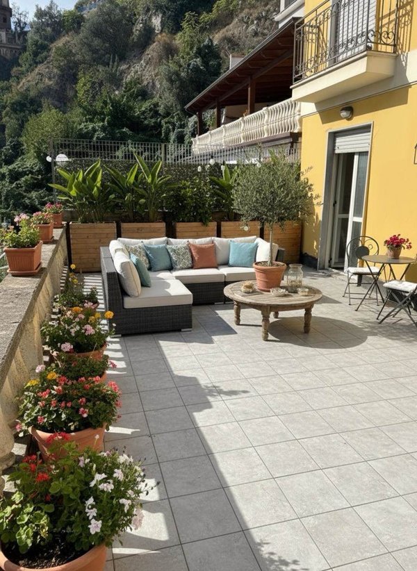 appartamento in vendita a Salerno in zona Porto