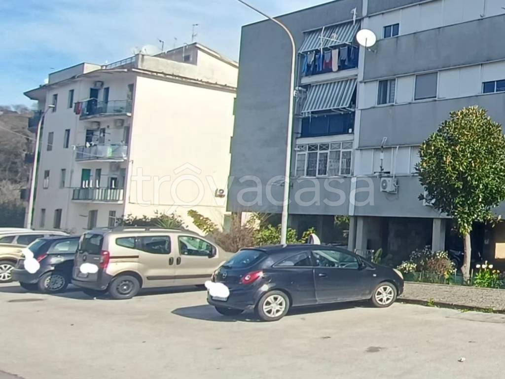 appartamento in vendita a Salerno in zona Ogliara