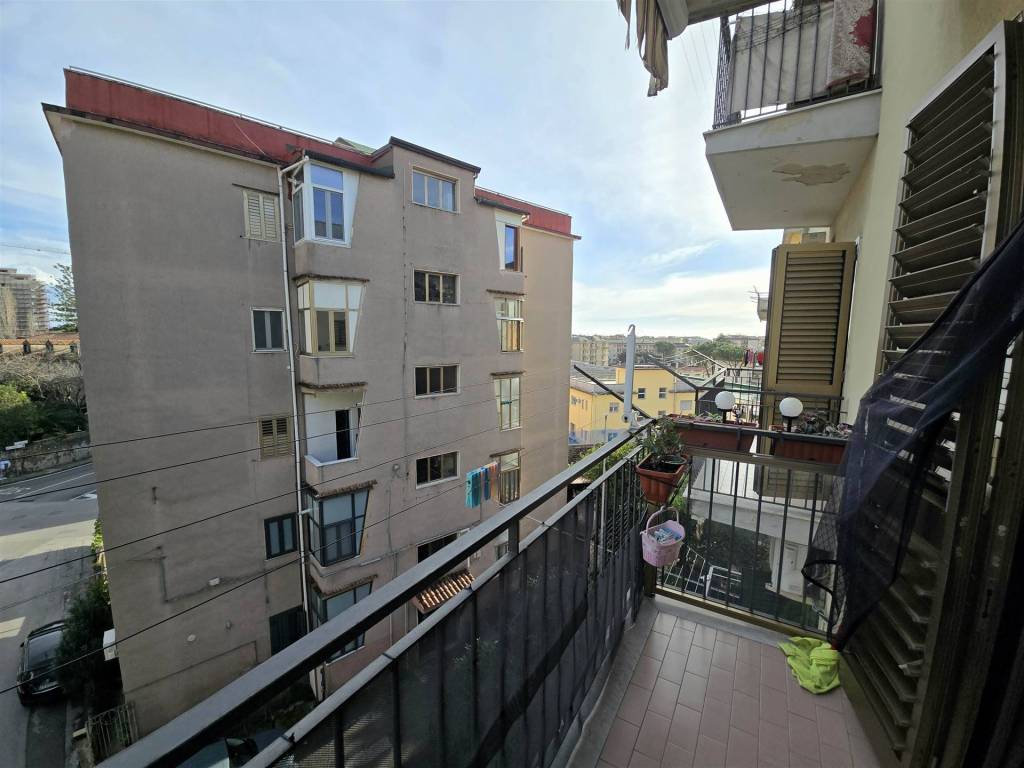 appartamento in vendita a Salerno in zona Torrione