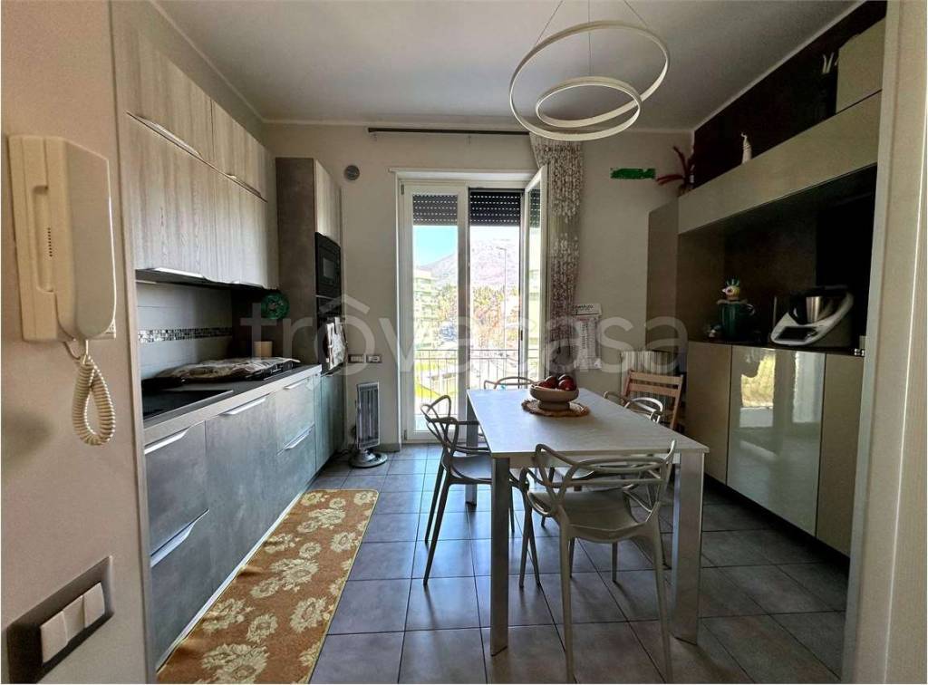 appartamento in vendita a Salerno in zona Matierno