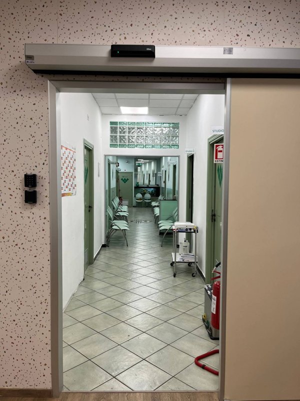 ufficio in vendita a Salerno in zona Pastena