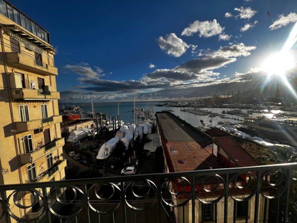appartamento in vendita a Salerno in zona Porto