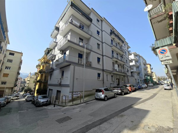 appartamento in vendita a Salerno in zona Irno
