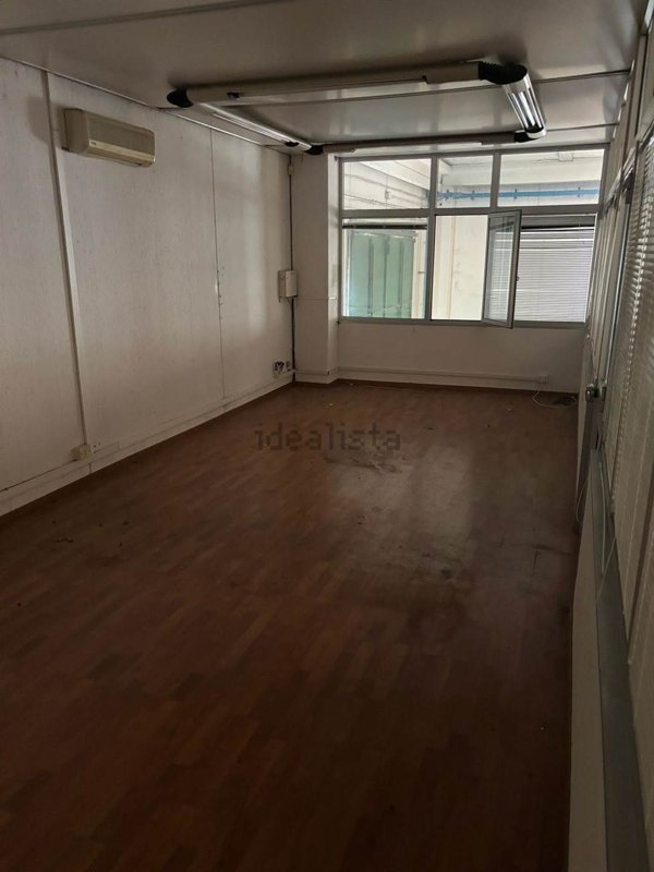 capannone in vendita a Salerno in zona Zona Industriale