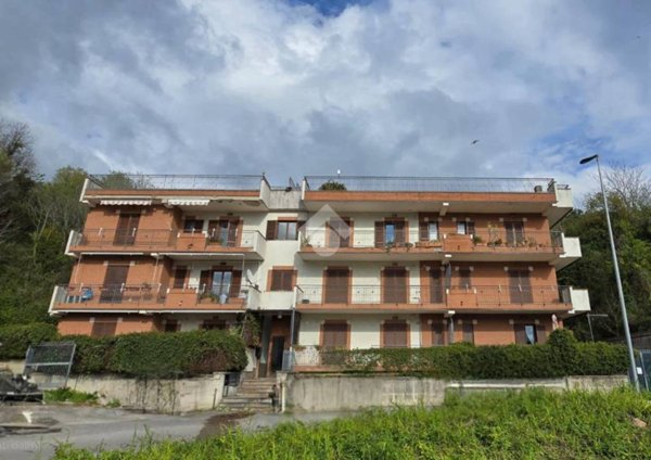 appartamento in vendita a Salerno in zona Irno