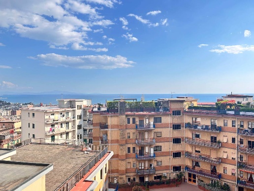 appartamento in vendita a Salerno in zona Centro Città