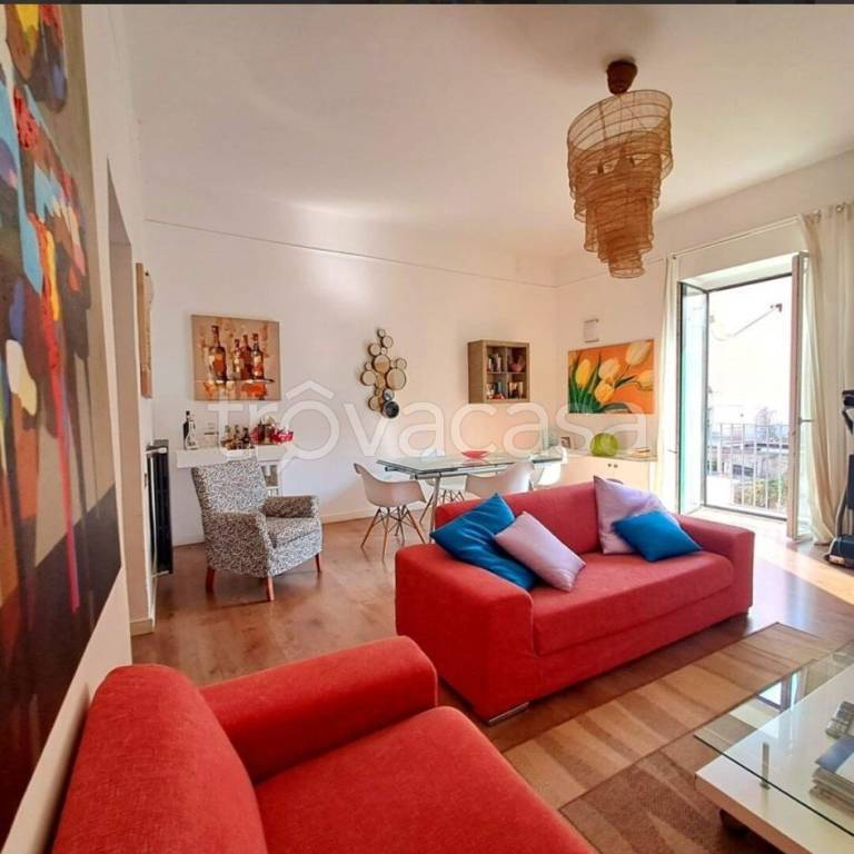 appartamento in vendita a Salerno in zona Centro Città