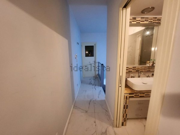 appartamento in vendita a Salerno in zona Pastena