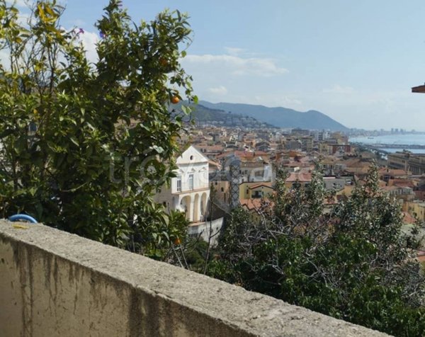 appartamento in vendita a Salerno in zona Centro Città