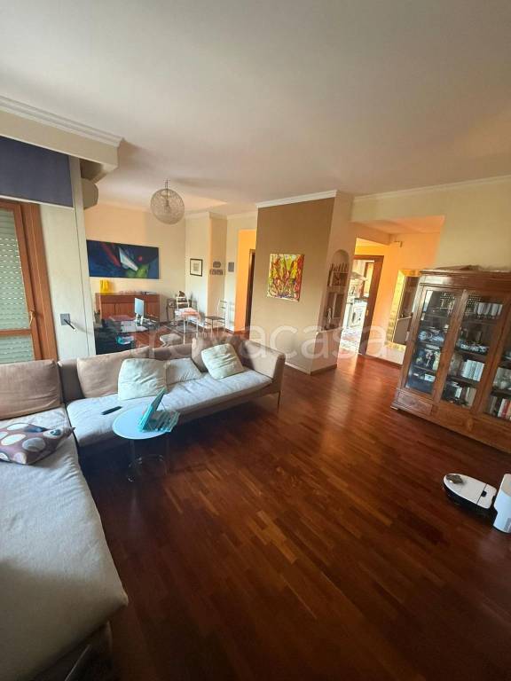 appartamento in vendita a Salerno in zona Brignano / Piezzo