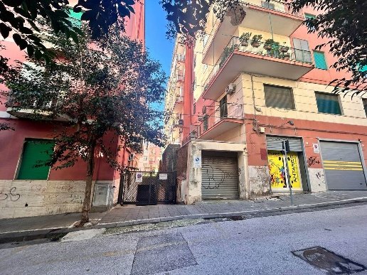 appartamento in vendita a Salerno in zona Centro Città