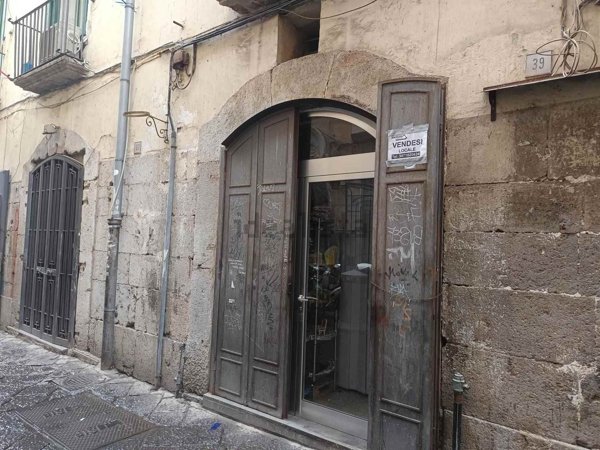 casa semindipendente in vendita a Salerno in zona Centro Città