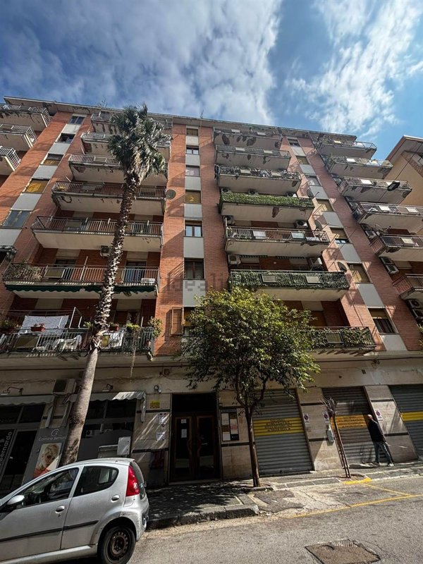 appartamento in vendita a Salerno in zona Gelsi Rossi