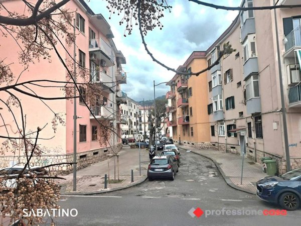 appartamento in vendita a Salerno in zona Torrione