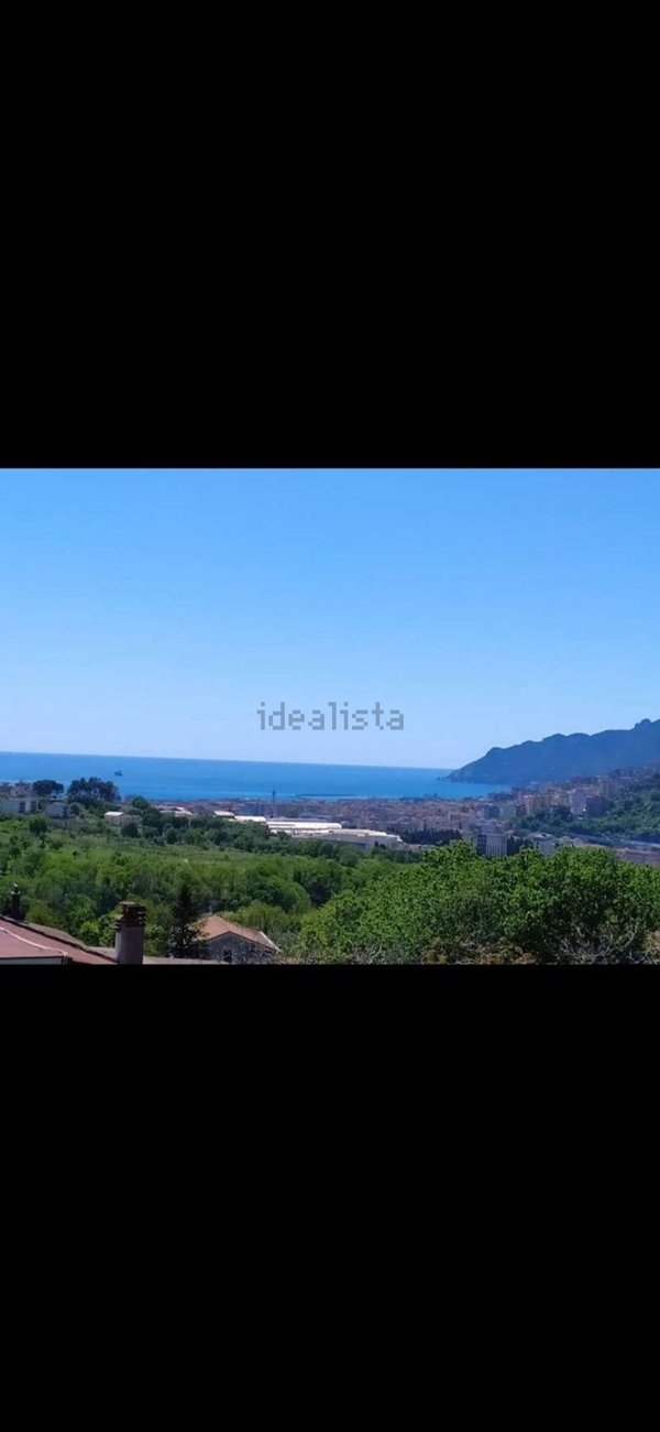 casa indipendente in vendita a Salerno