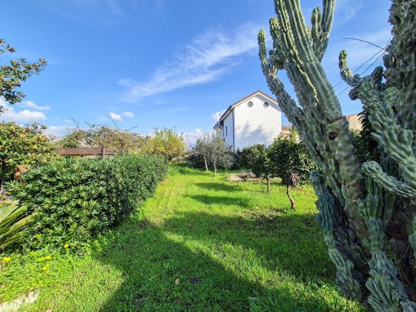 casa indipendente in vendita a Salerno in zona Fuorni