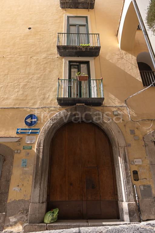 appartamento in vendita a Salerno in zona Centro Città